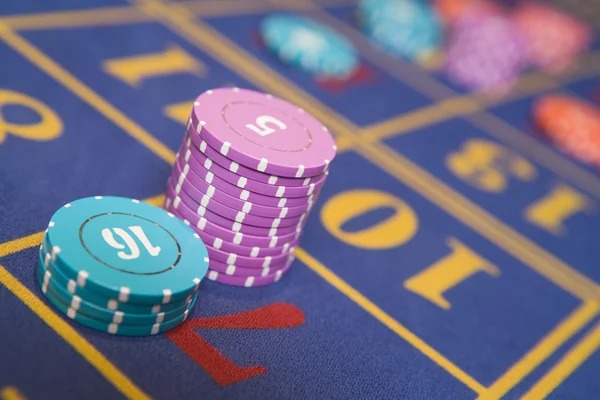 slotidr Japan Pools slot game interface showing Aviator and tournament brackets